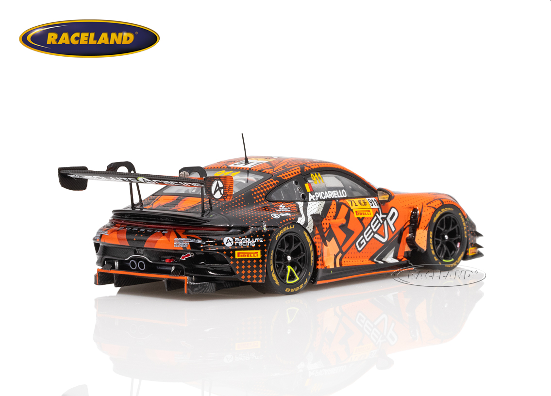 Porsche 911 GT3 R Absolute Racing 4° FIA GT World Challenge Macau 2024