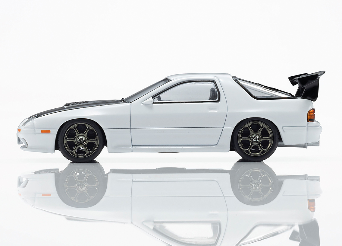 Mazda Savanna RX-7 (FC) Initial D 1995 Mit LED Scheinwerfern und Rückleuchten