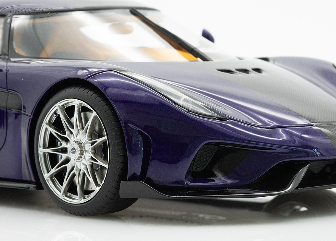 Koenigsegg Regera 2025 - lila