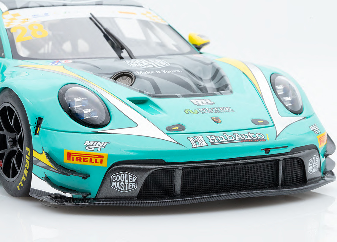 Porsche 911 GT3 R Hubauto Racing 15° FIA GT World Cup Macau 2023