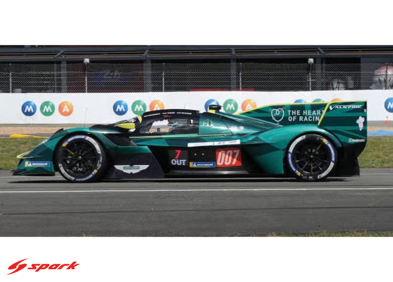 Aston Martin Valkyrie THOR Team 8° Le Mans 2026