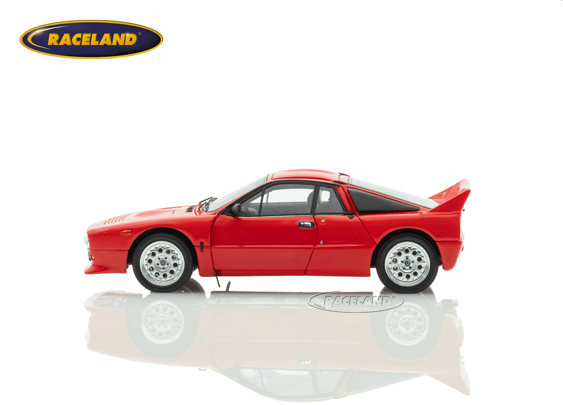 Lancia 037 Street 1982 - rot