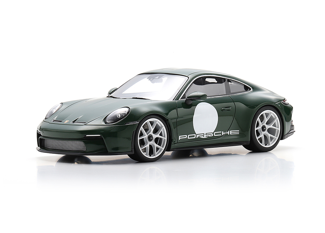 Porsche 911 S/T (992) 2023 - irishgreen mit Heritage Package