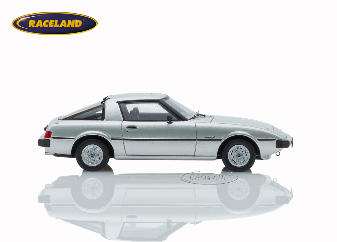 Mazda Savanna RX-7 1979 - silber