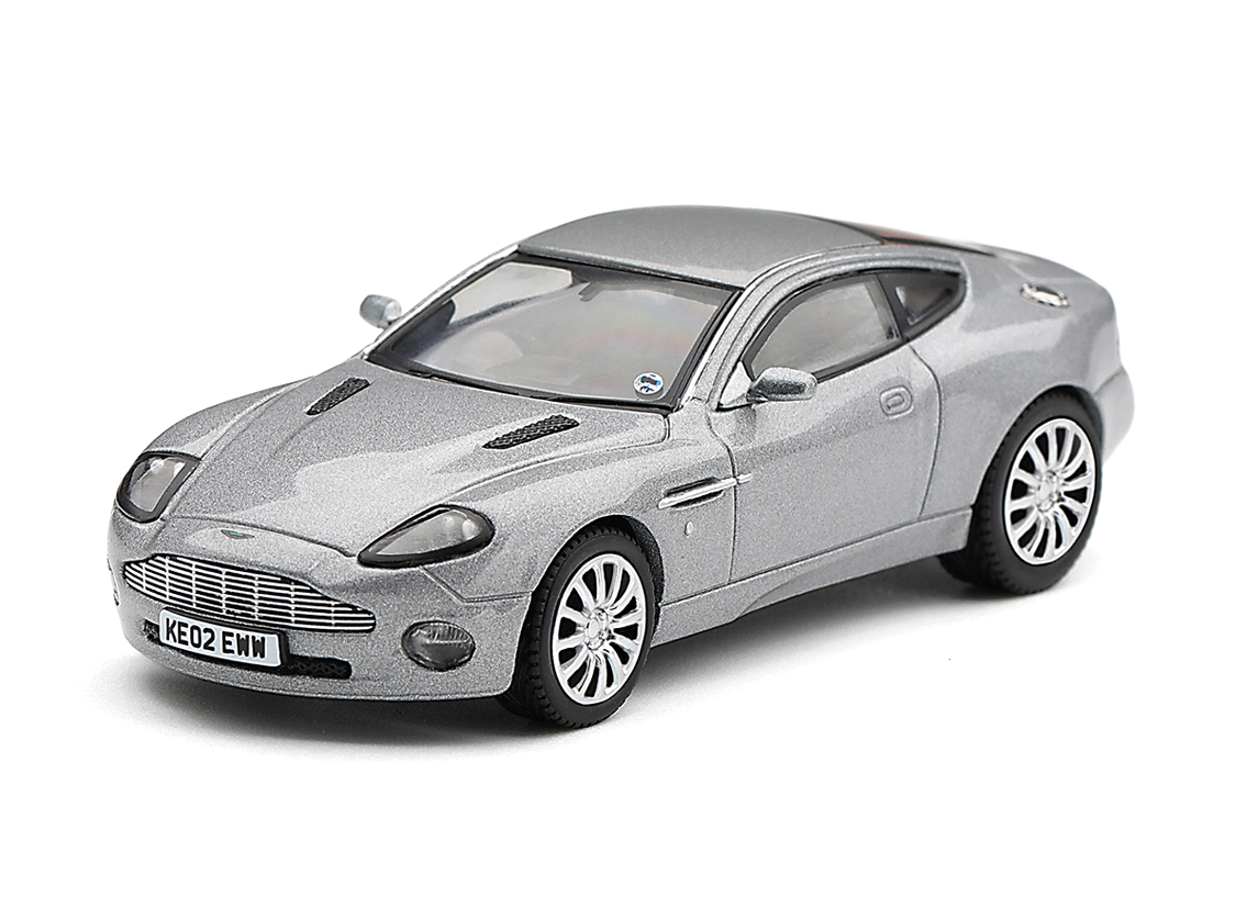 Aston Martin V12 Vanquish James Bond - Die Another Day Englischer Blister 2002