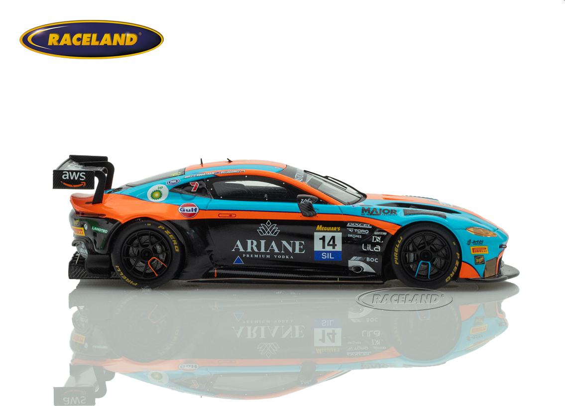 Aston Martin Vantage AMR GT3 Volante Rosso Motorsport 13° 12H Bathurst 2025