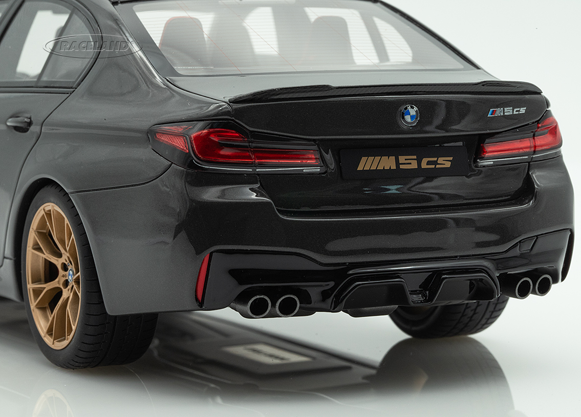 BMW M5 CS 2021 - grau