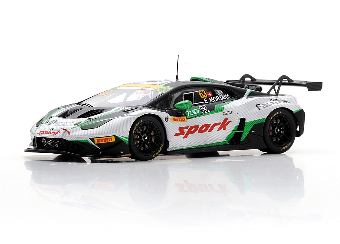 Lamborghini Huracan GT3 EVO2 Absolute Corse FIA GT World Challenge Macau 2025