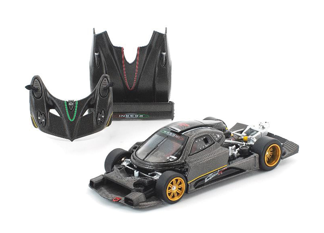 Pagani Zonda R - carbon