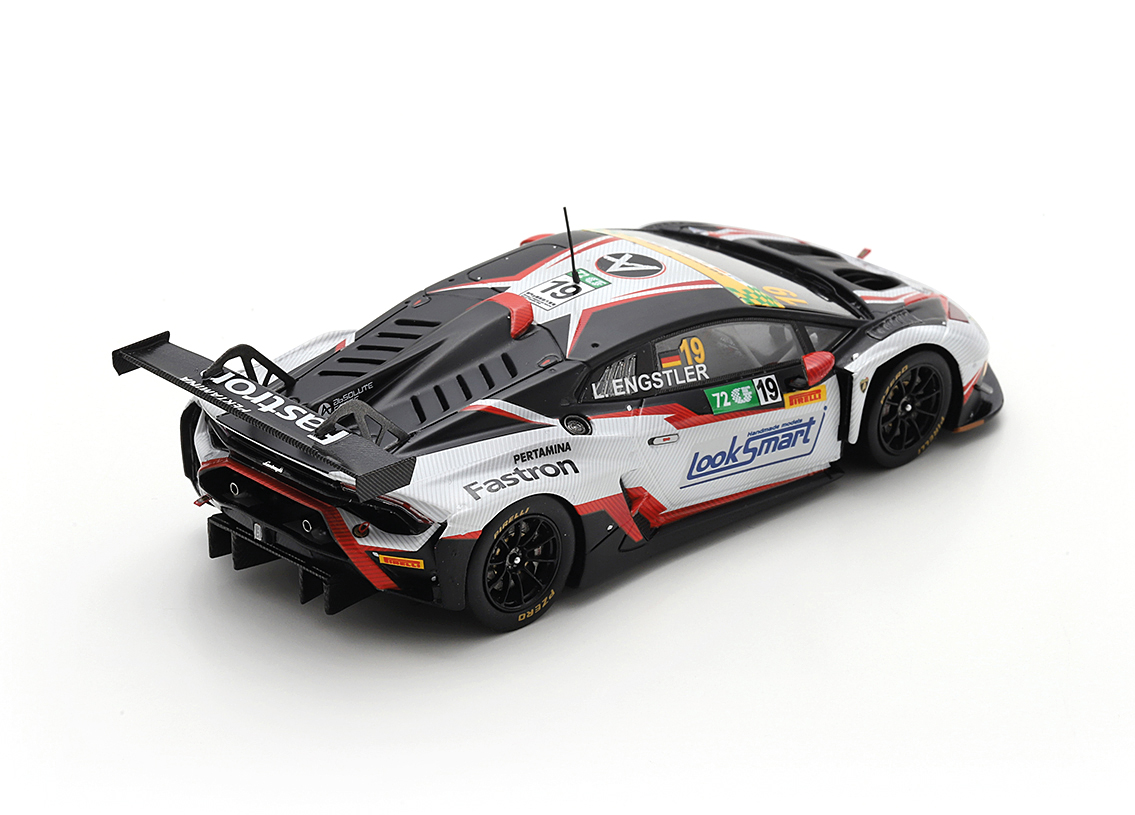 Lamborghini Huracan GT3 EVO2 Absolute Corse FIA GT World Challenge Macau 2025