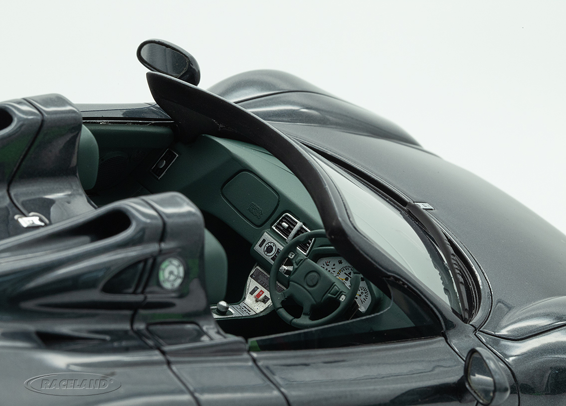 Mercedes Benz CLK GTR Roadster 1999 - grau