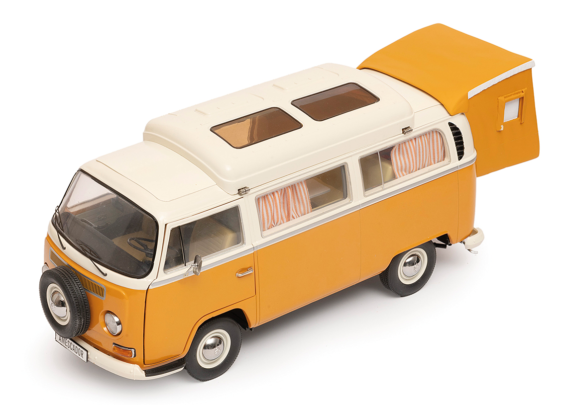 Volkswagen T2a Campingbus Amescador mit Zelt 1970 -gelb