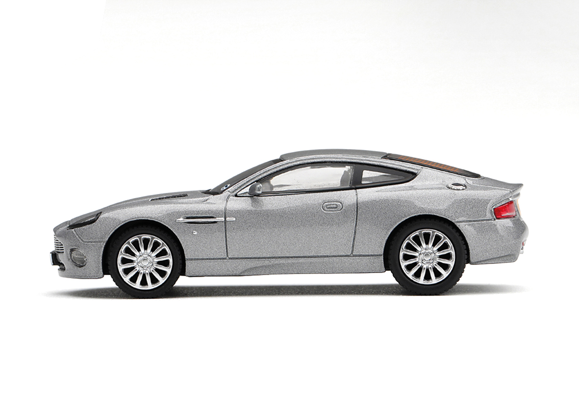 Aston Martin V12 Vanquish James Bond - Die Another Day Englischer Blister 2002