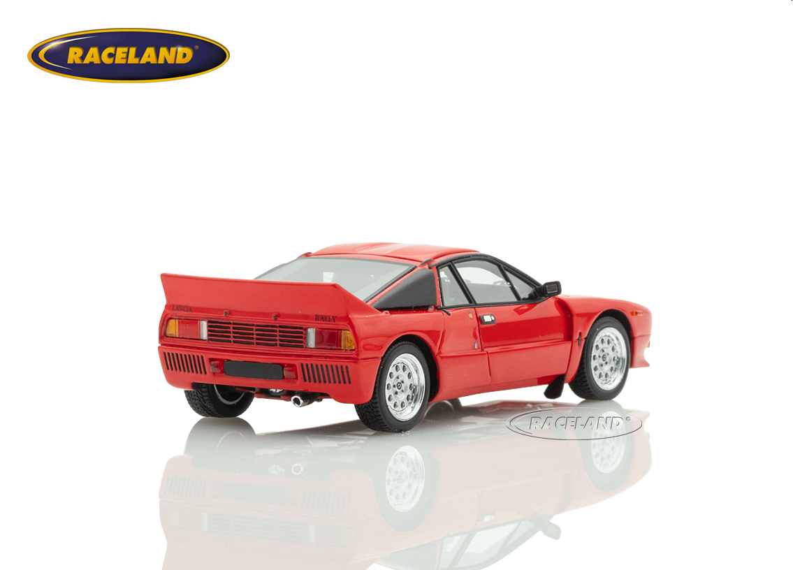 Lancia 037 Street 1982 - rot