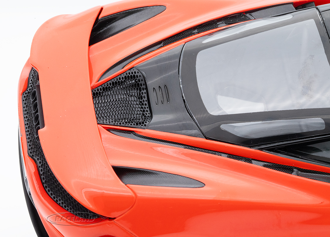 McLaren 765 LT 2020 - orange