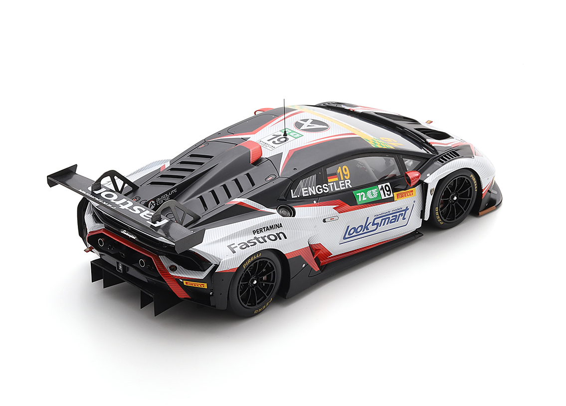 Lamborghini Huracan GT3 EVO2 Absolute Corse FIA GT World Challenge Macau 2025
