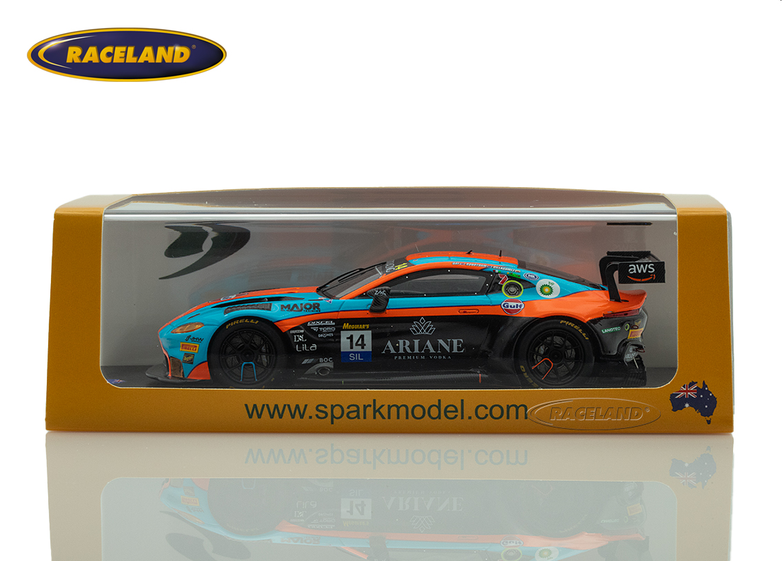 Aston Martin Vantage AMR GT3 Volante Rosso Motorsport 13° 12H Bathurst 2025