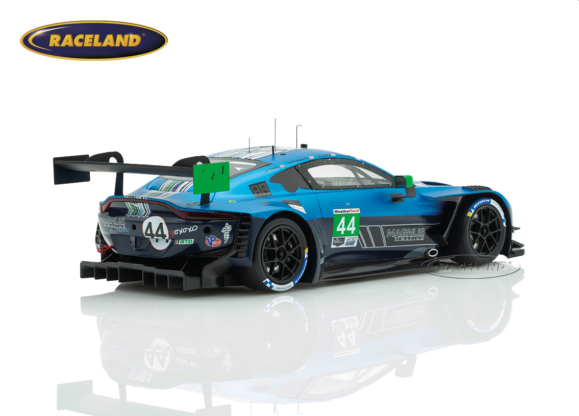 Aston Martin Vantage GT3 EVO Magnus Racing 24H IMSA Daytona 2025