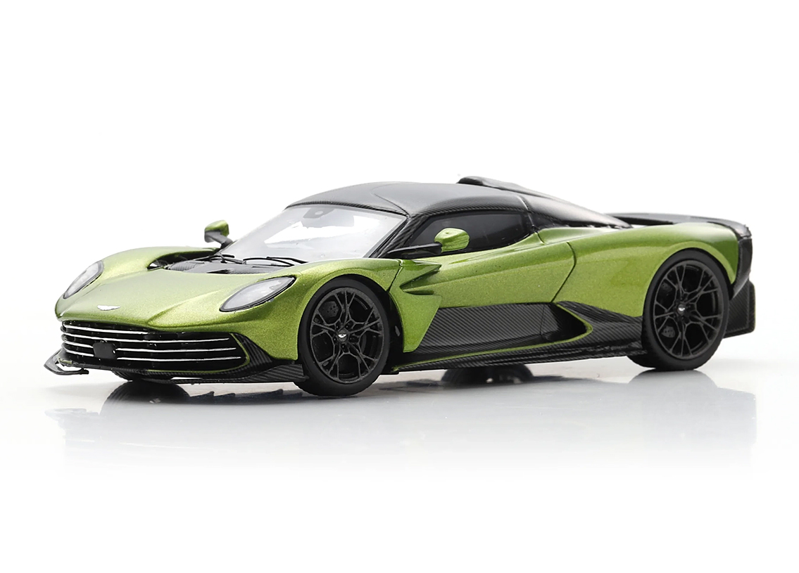 Aston Martin Valhalla 2026 - grün