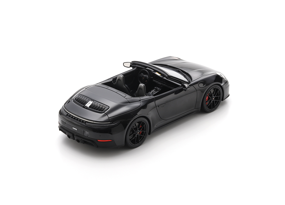 Porsche 911 Carrera 4 GTS Cabriolet 2024 - Jet Black Metallic