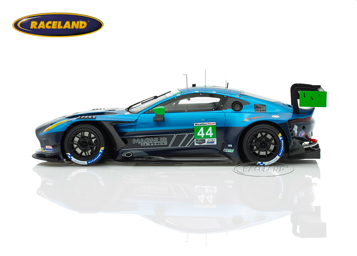 Aston Martin Vantage GT3 EVO Magnus Racing 24H IMSA Daytona 2025