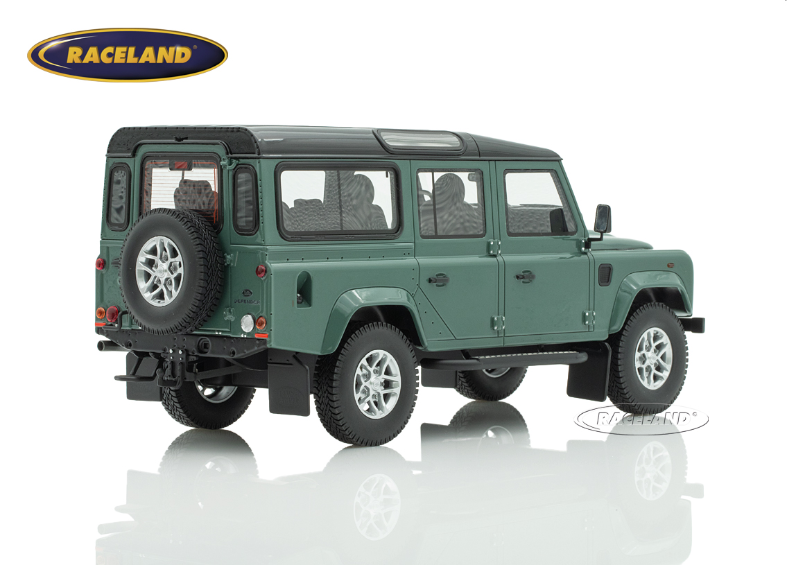 Land Rover Defender 3 Station Wagon 2016 - grün