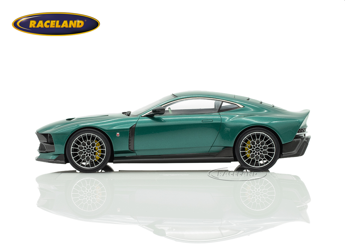 Aston Martin Valour 2023 - grün