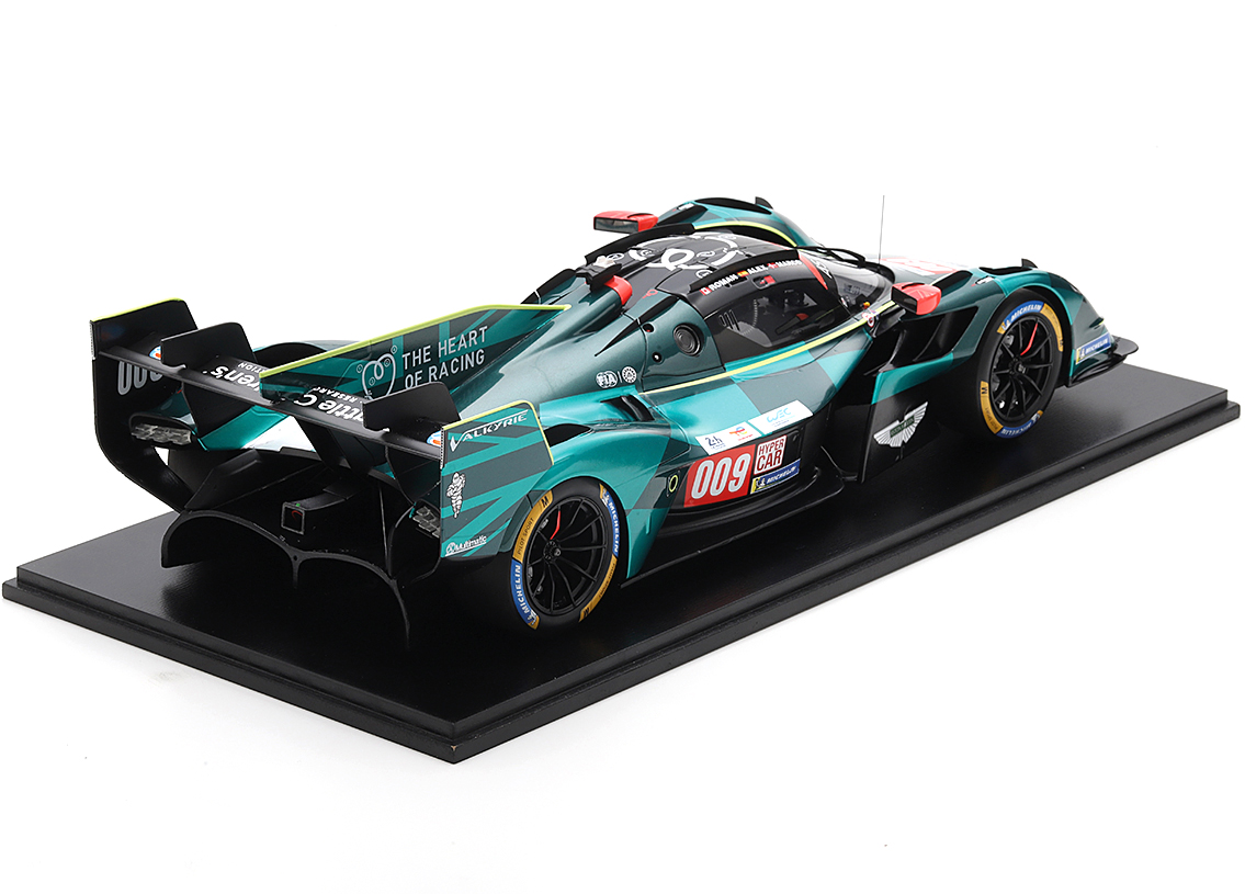 Aston Martin Valkyrie THOR Team 12° Le Mans 2025