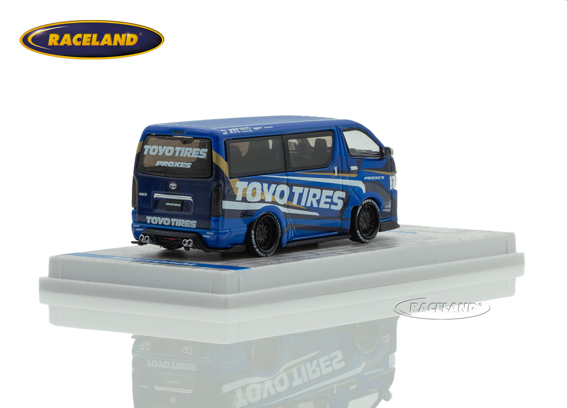 Toyota Hiace widebody TOYO Tires