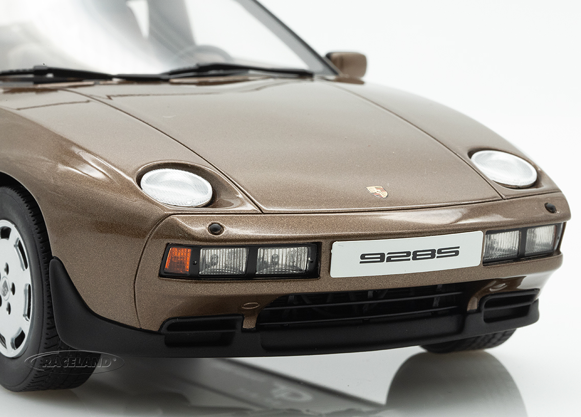 Porsche 928S 1981 - braun
