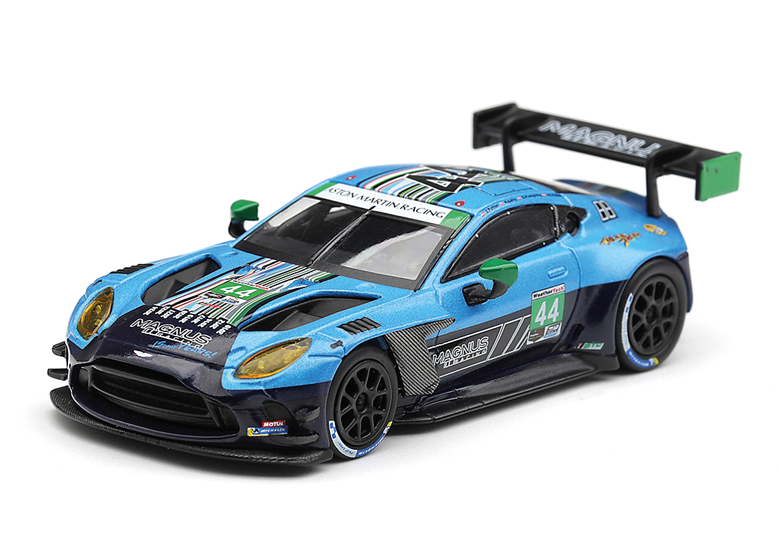 Aston Martin Vantage GT3 EVO Magnus Racing 24H Daytona IMSA 2025