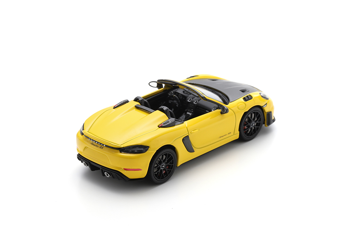 Porsche 718 Spyder RS 2023 mit Weissach Package - Racing Yellow