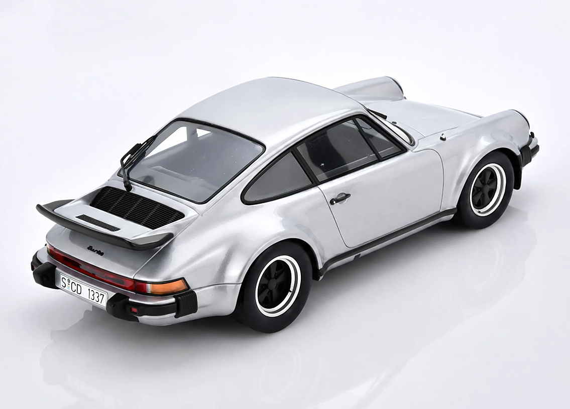 Porsche 930 Turbo 3.0 1975 - silber