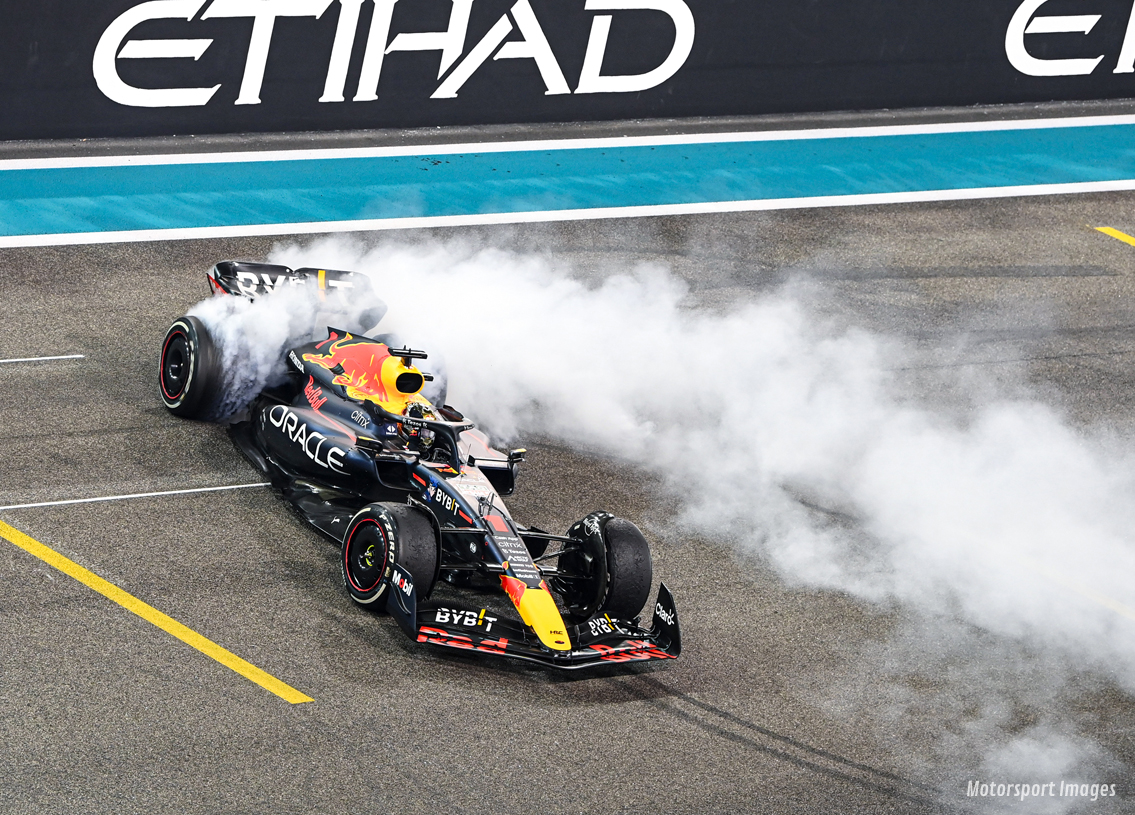 Red Bull RB18 Oracle F1 Sieger GP Abu Dhabi Weltmeister 2022