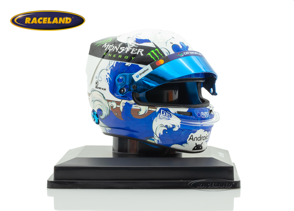 Helm McLaren F1 Team GP Japan 2025