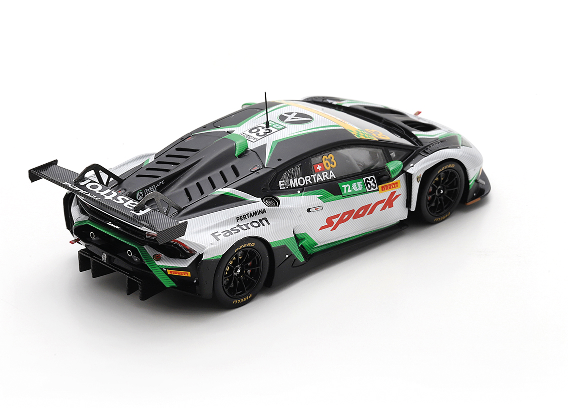 Lamborghini Huracan GT3 EVO2 Absolute Corse FIA GT World Challenge Macau 2025