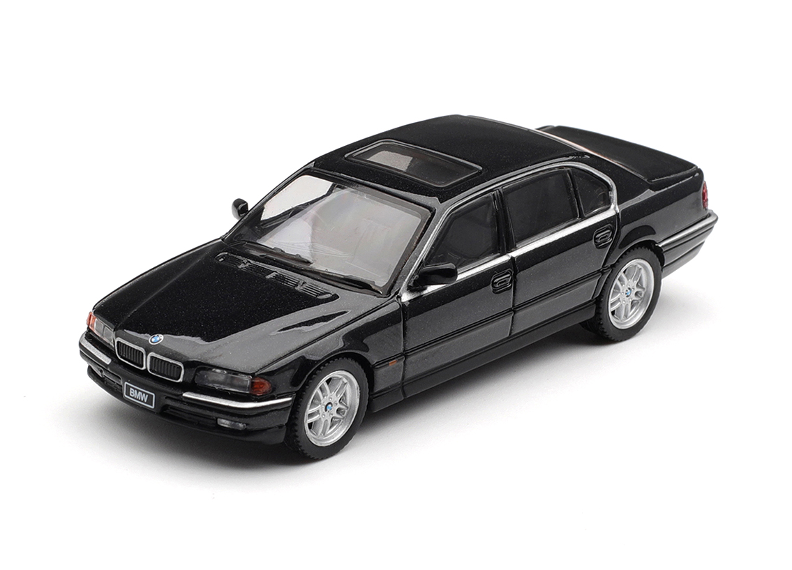 BMW 750IL (E38) 1999 - black sapphire