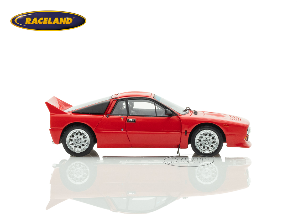 Lancia 037 Street 1982 - rot