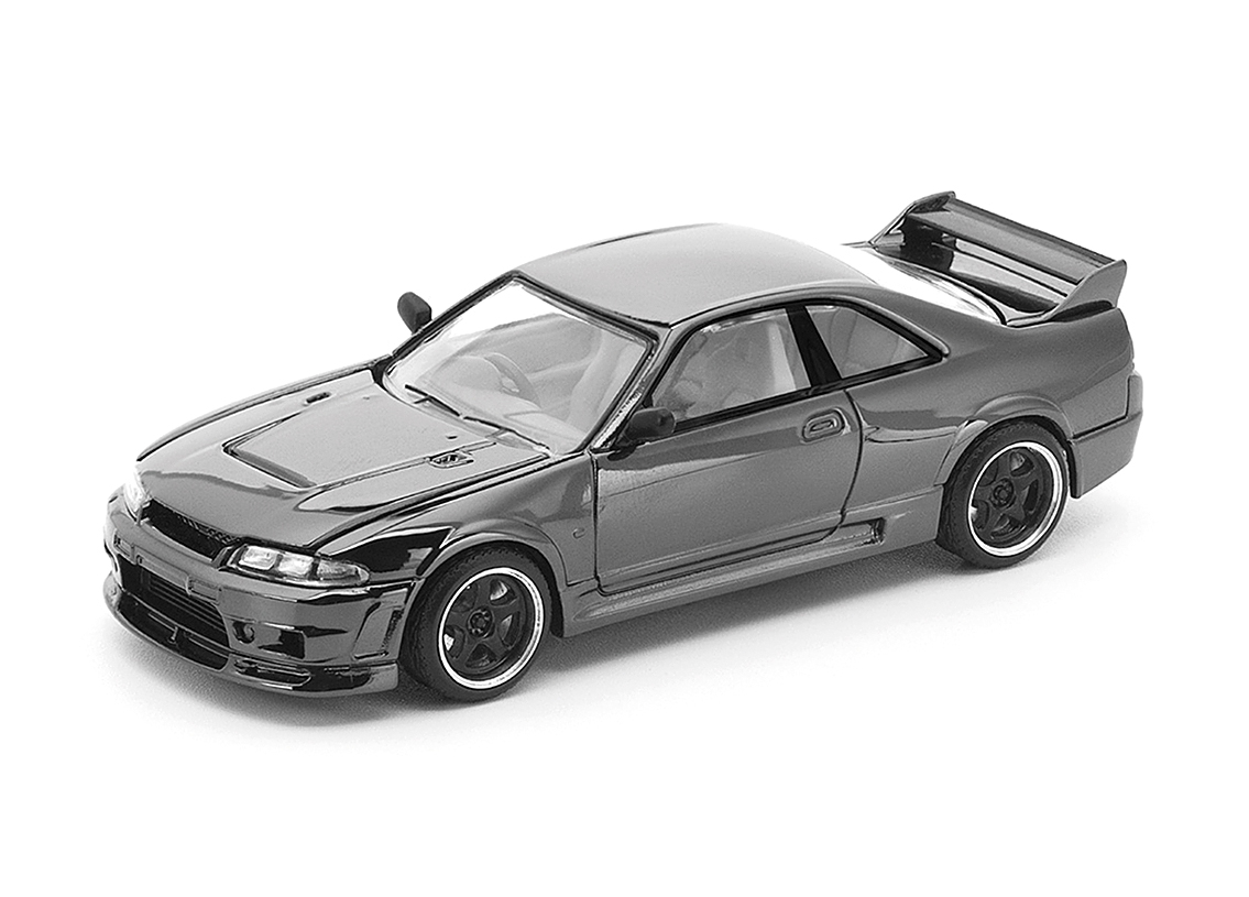 Nissan Skyline GT-R R33 Dark Chrome Series
