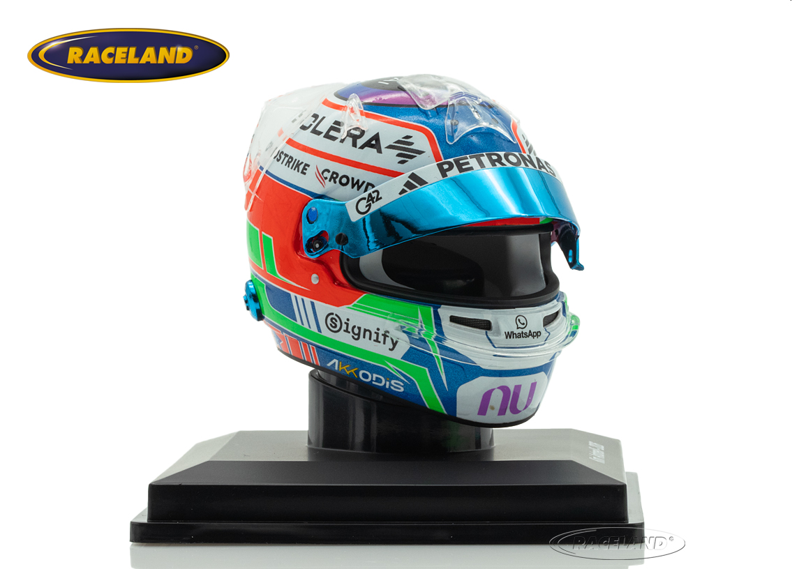 Helm F1 Team Mercedes AMG Petronas 2026