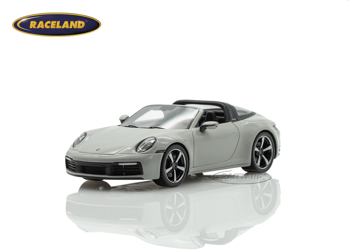Porsche 911 Targa 4S (992) - chalk
