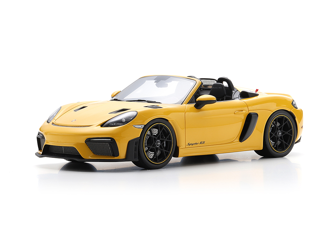 Porsche 718 Spyder RS 2023 - speed yellow