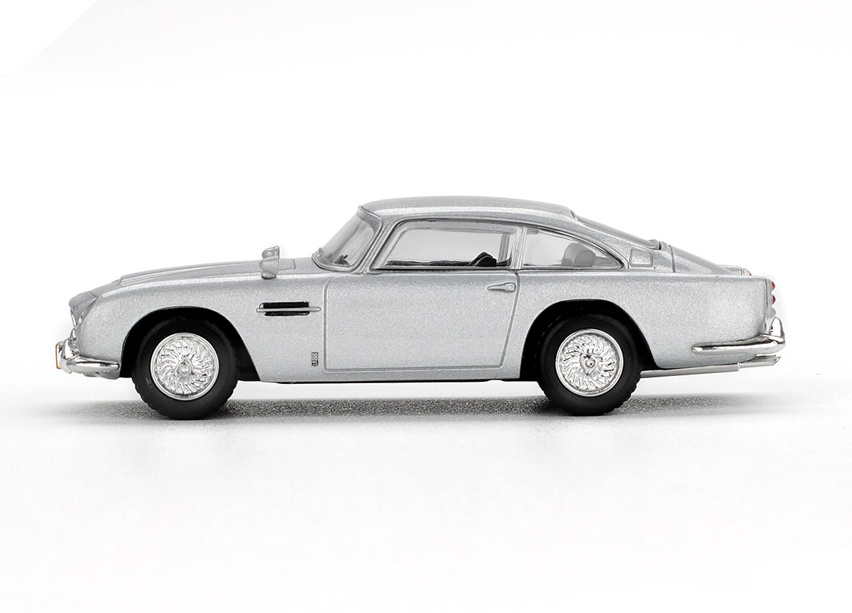 Aston Martin DB5 James Bond - Casino Royale 2006 - Englischer Blister